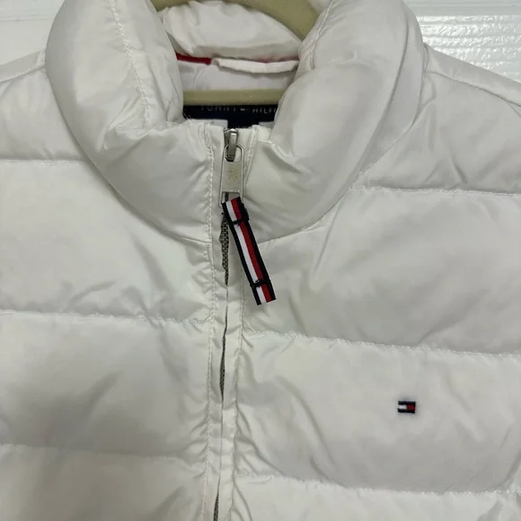 Tommy Hilfiger Women's Ivory Puffer Vest - Picture 3 of 5